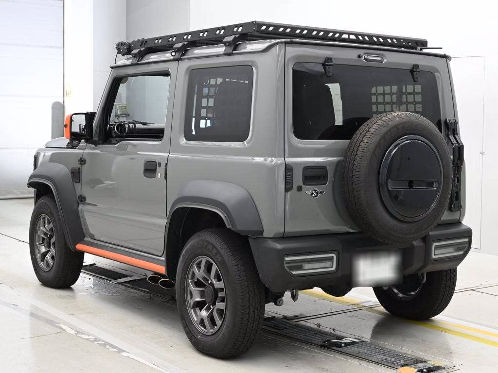 SUZUKI JIMNY SIERRA
