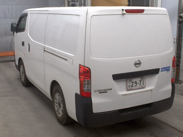 NISSAN NV350 CARAVAN