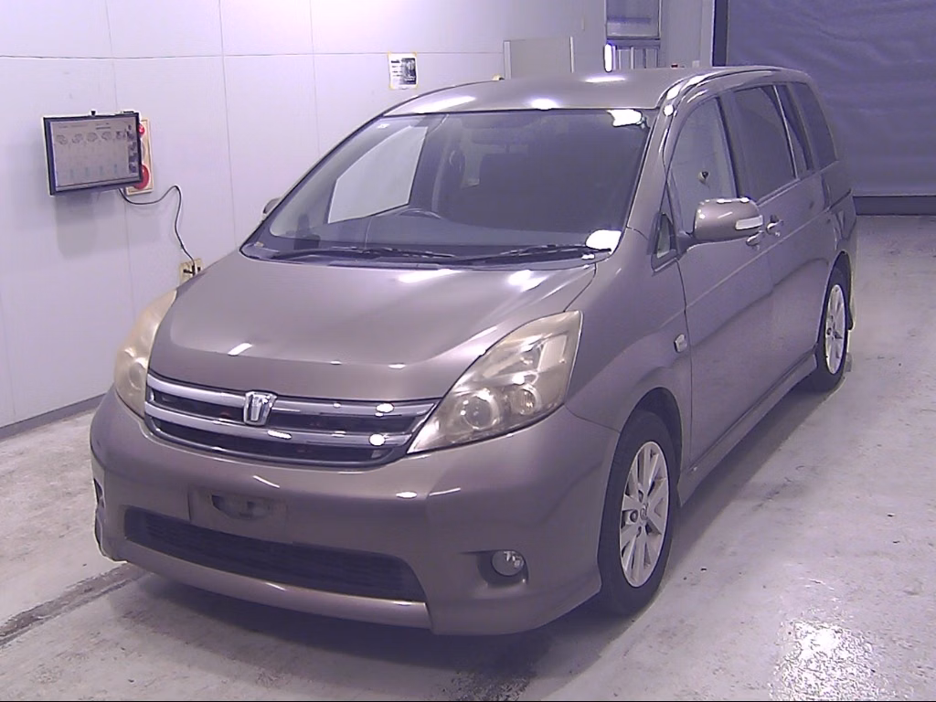 TOYOTA ISIS