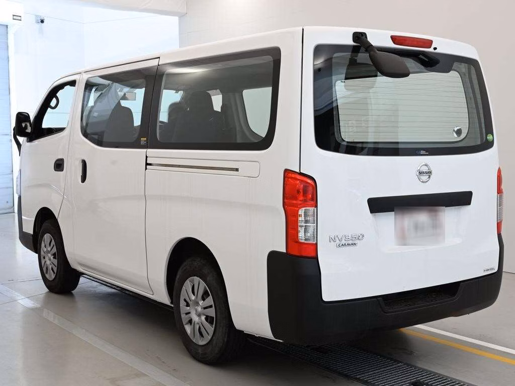NISSAN NV350 CARAVAN