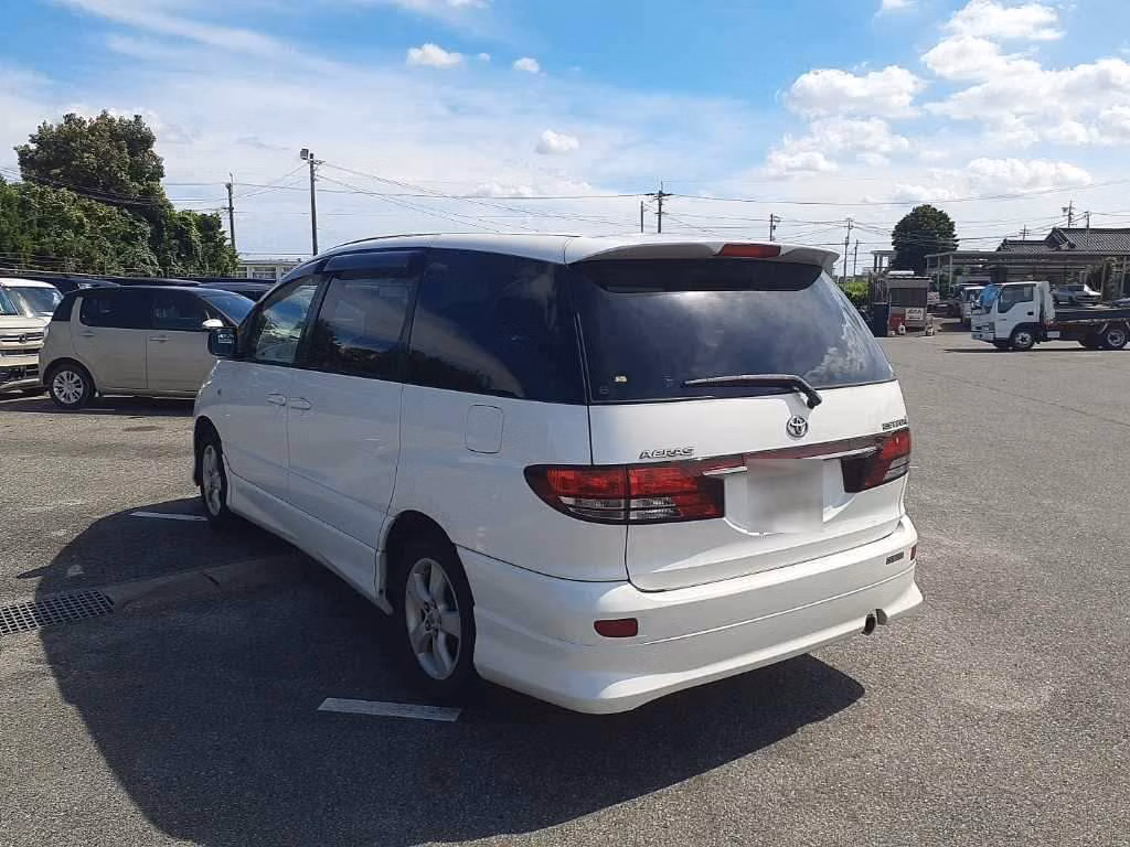 TOYOTA ESTIMA