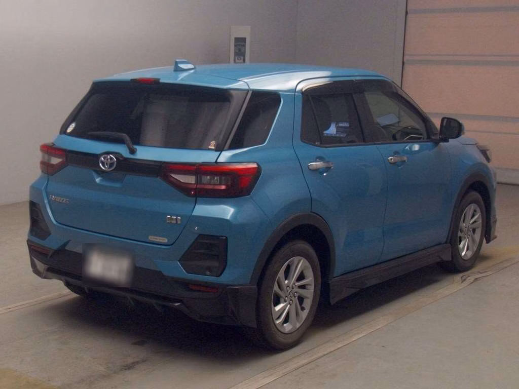 TOYOTA RAIZE