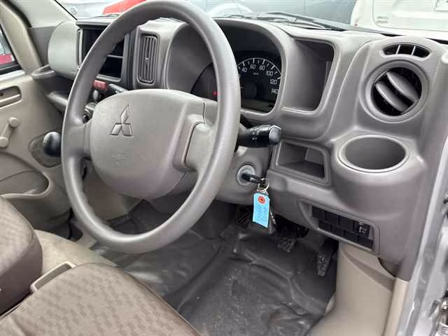 MITSUBISHI MINICAB