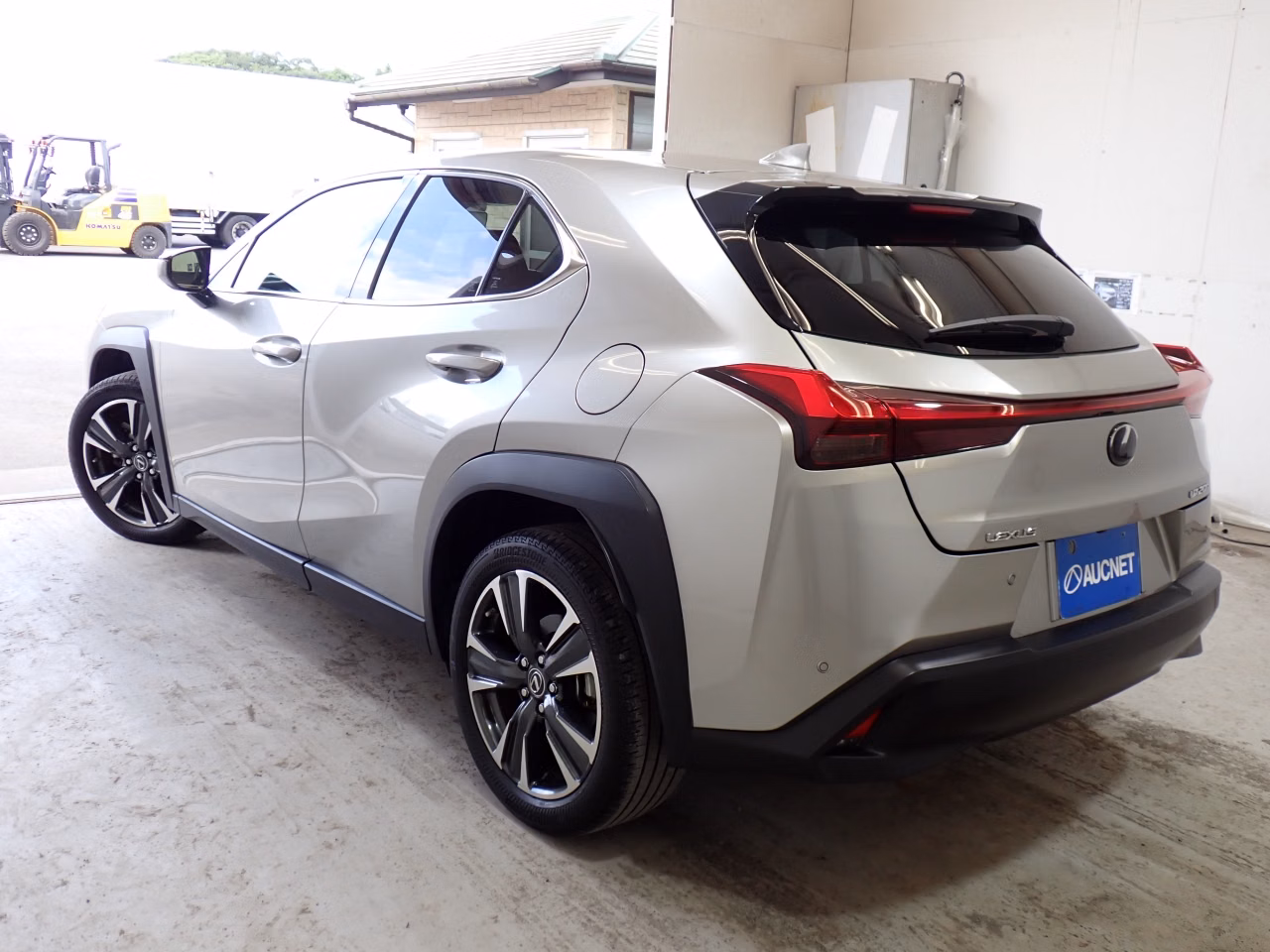 LEXUS UX200