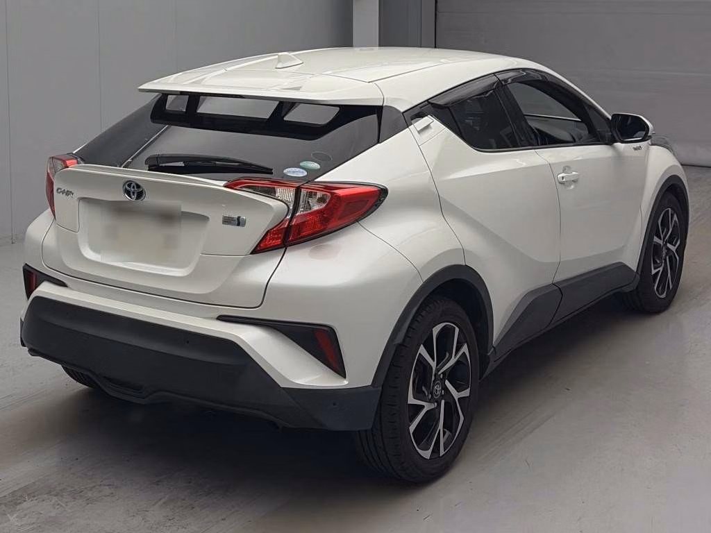 TOYOTA C-HR