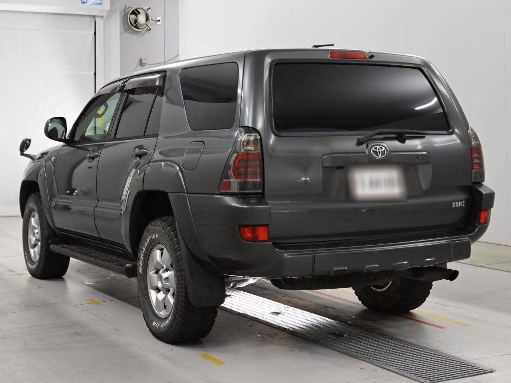 TOYOTA HILUX SURF