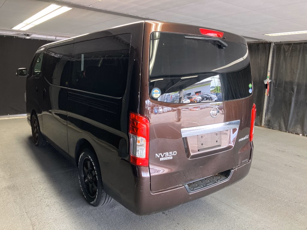 NISSAN NV350 CARAVAN