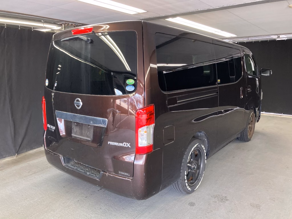 NISSAN NV350 CARAVAN