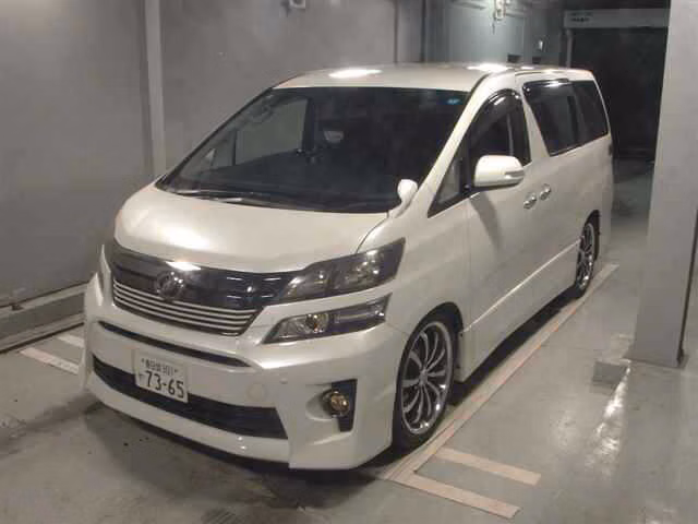 TOYOTA VELLFIRE