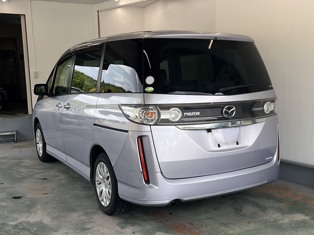 MAZDA BIANTE