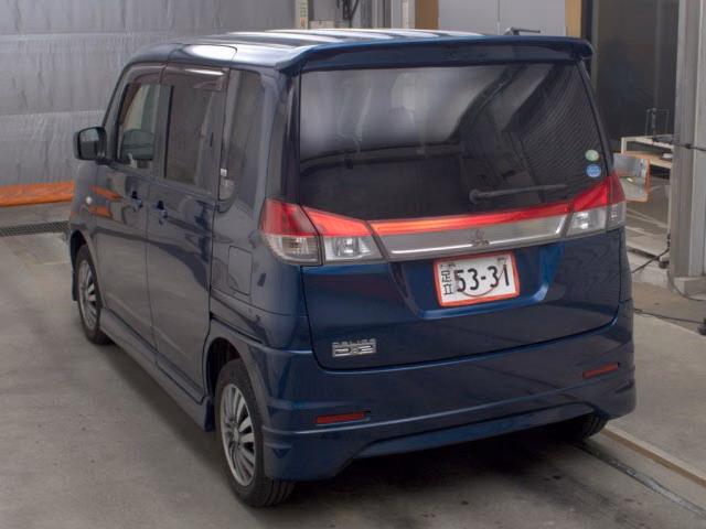 MITSUBISHI DELICA D:2