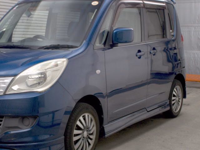 MITSUBISHI DELICA D:2