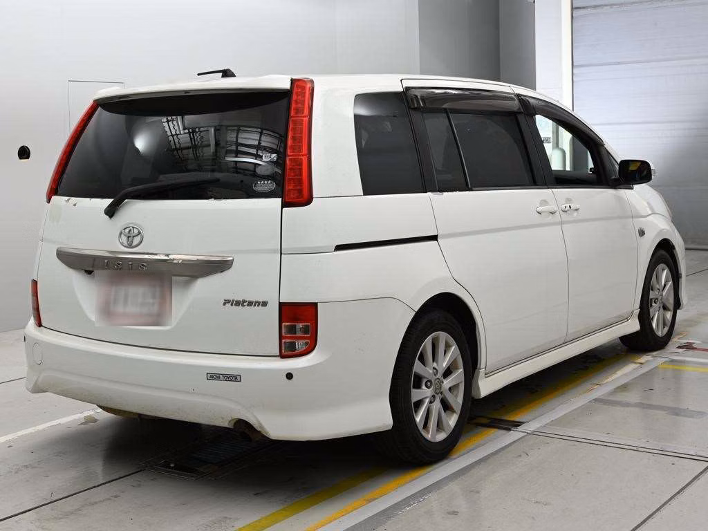 TOYOTA ISIS