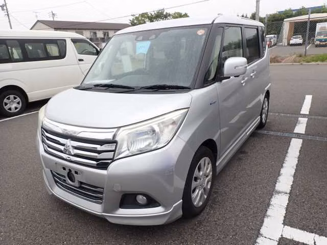 MITSUBISHI DELICA D:2