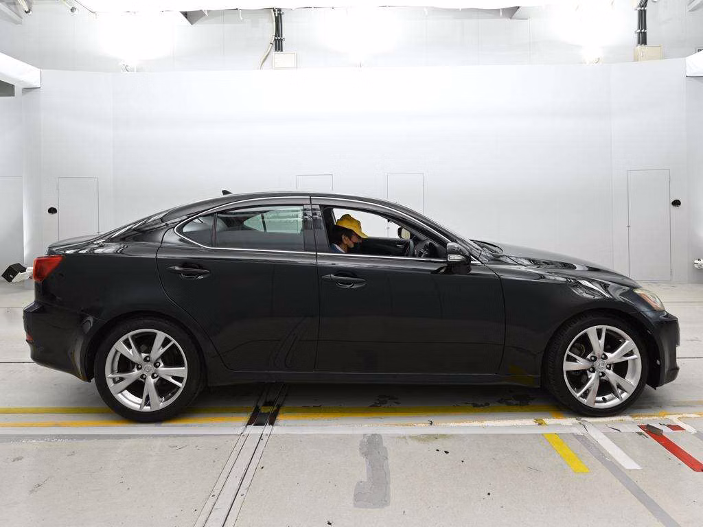 LEXUS IS250