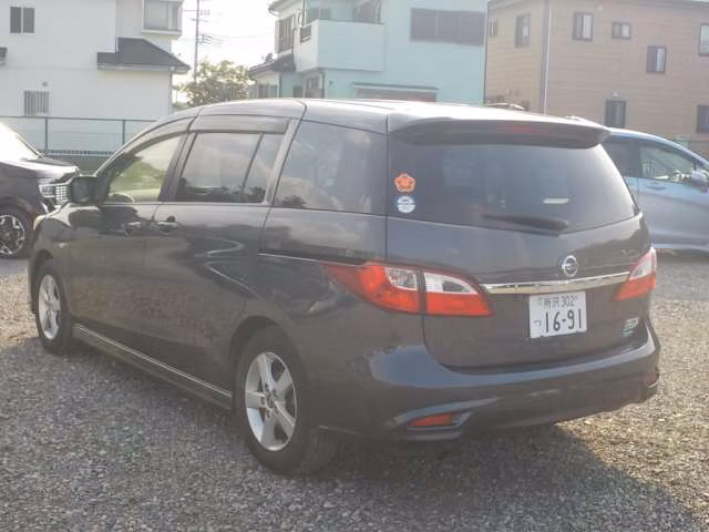NISSAN LAFESTA