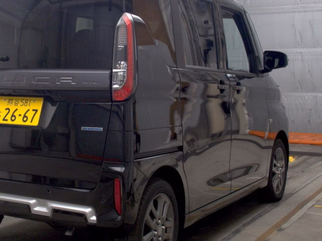 MITSUBISHI DELICA MINI