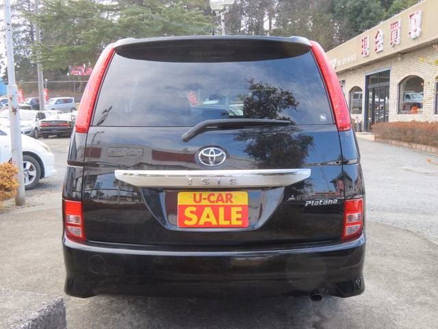 TOYOTA ISIS