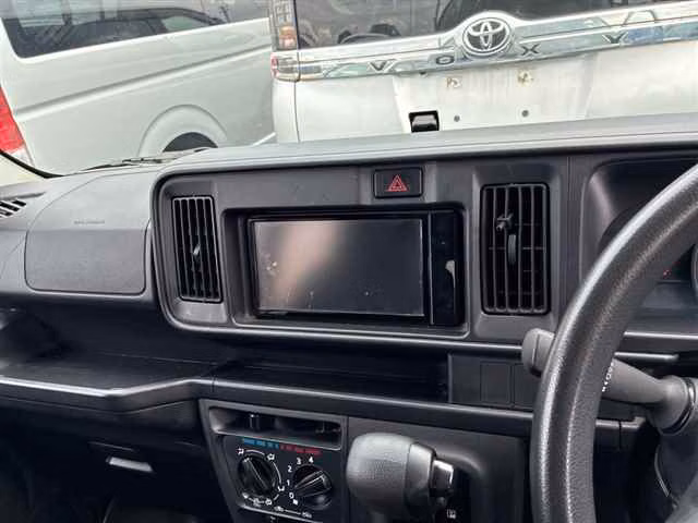 TOYOTA PIXIS VAN