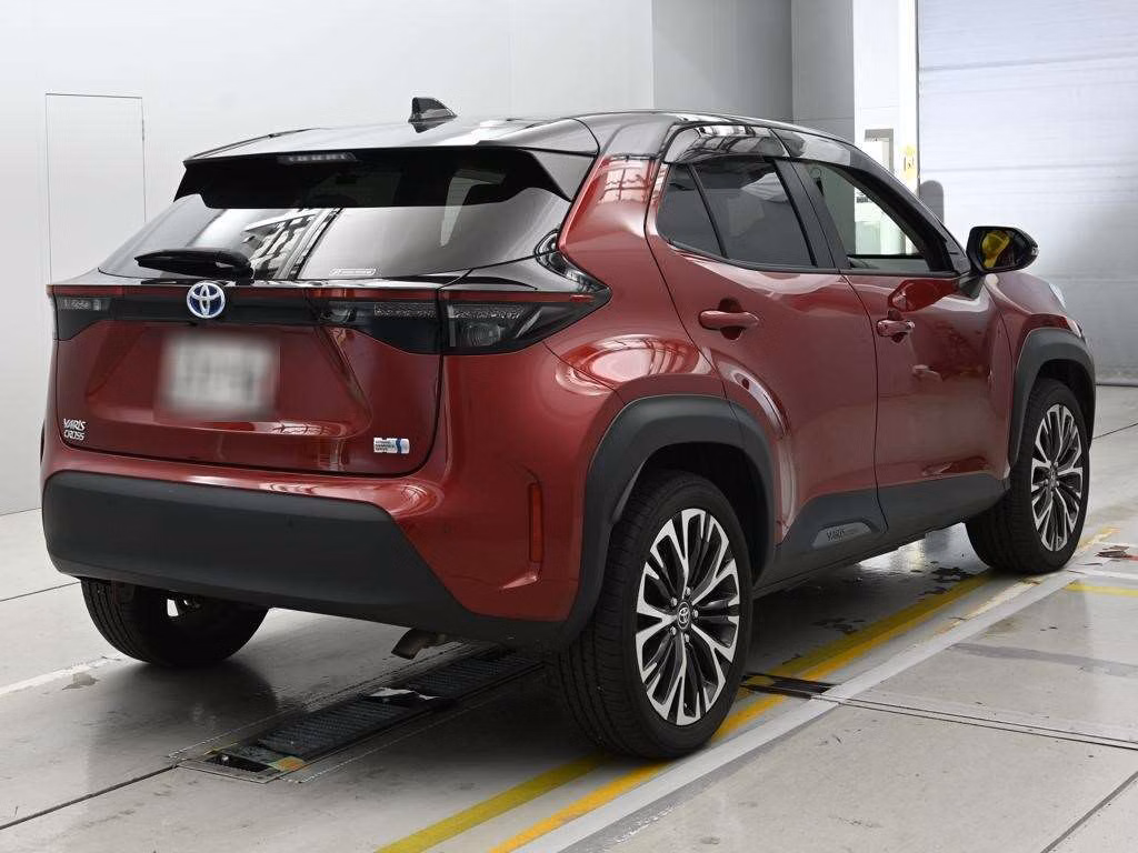 TOYOTA YARIS CROSS