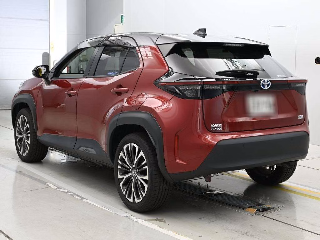 TOYOTA YARIS CROSS