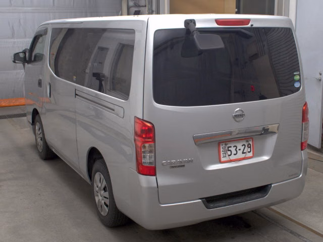 NISSAN NV350 CARAVAN