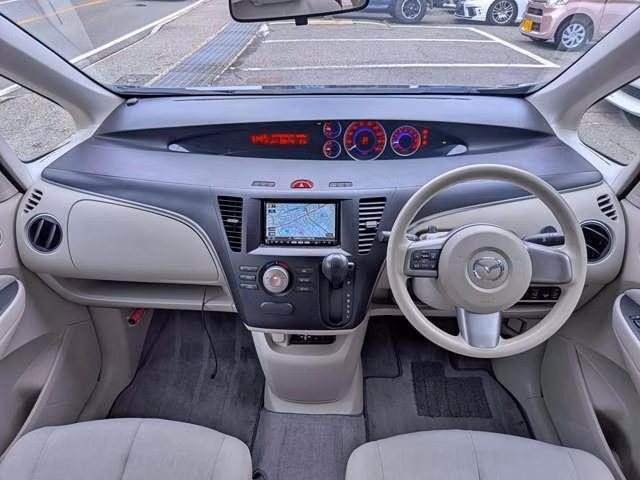 MAZDA BIANTE