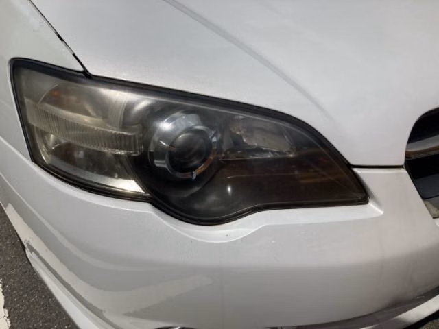 SUBARU LEGACY B4