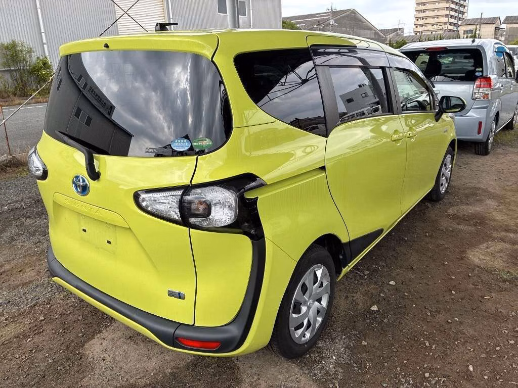 TOYOTA SIENTA