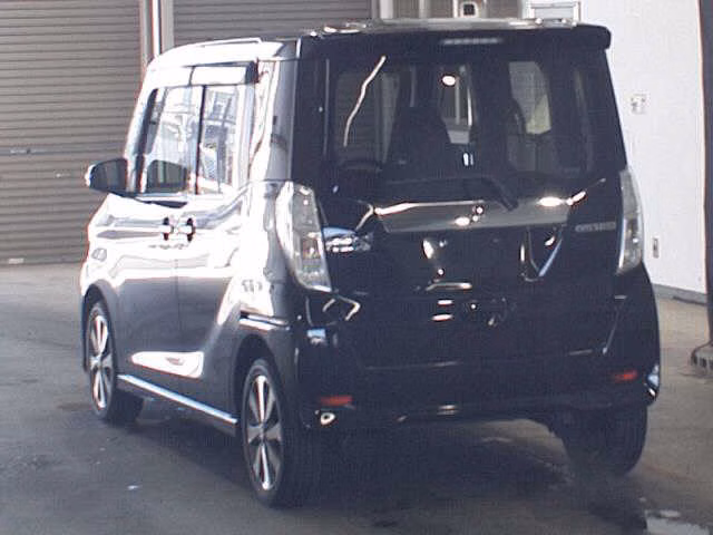 MITSUBISHI EK SPACE