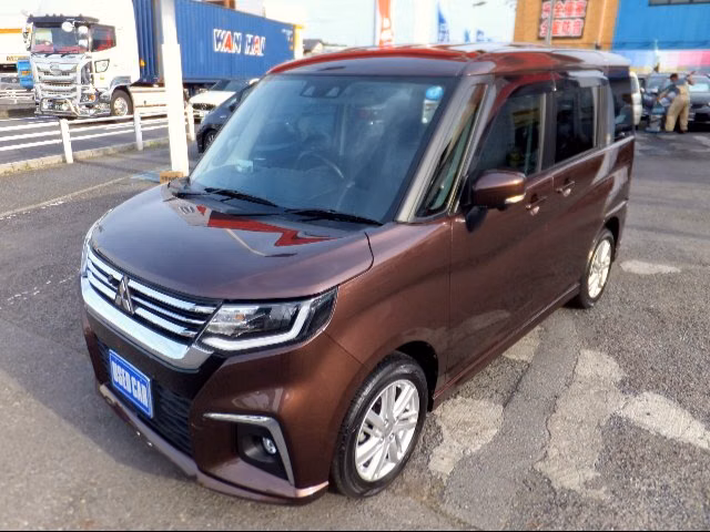 MITSUBISHI DELICA D:2