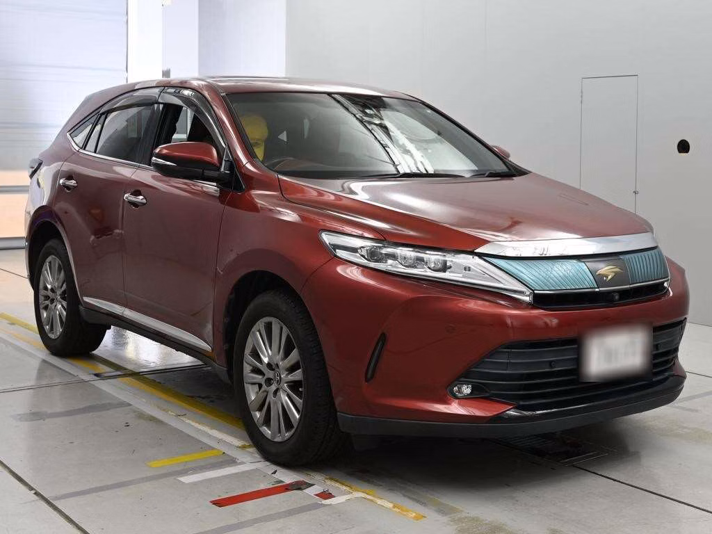TOYOTA HARRIER