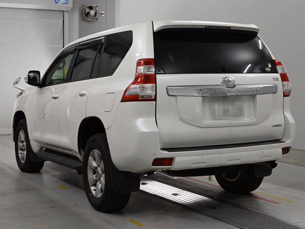 TOYOTA LAND CRUISER PRADO