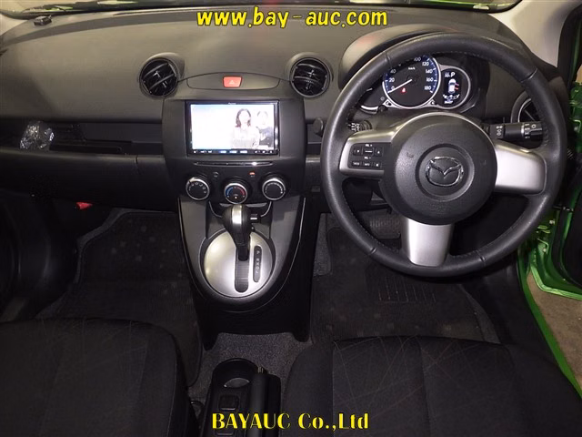 MAZDA DEMIO
