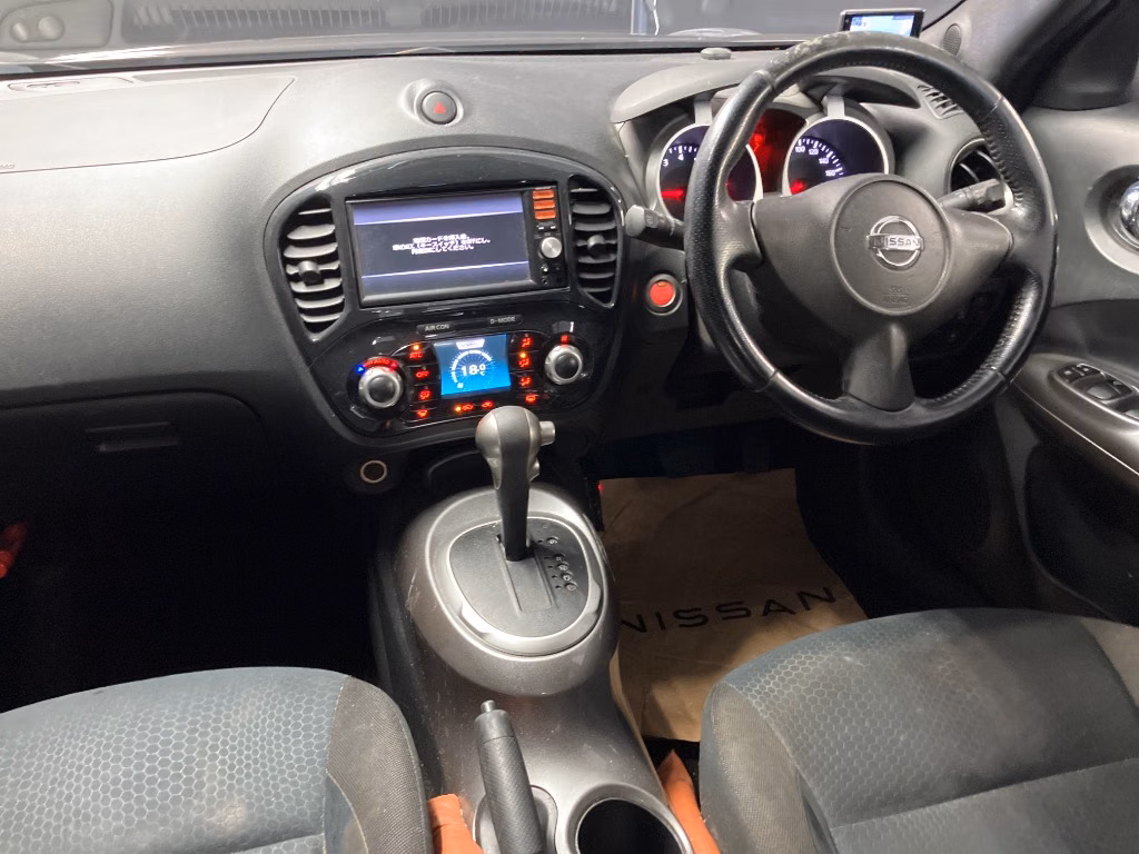 NISSAN JUKE