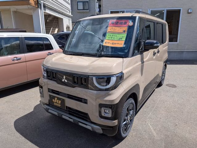 MITSUBISHI DELICA MINI