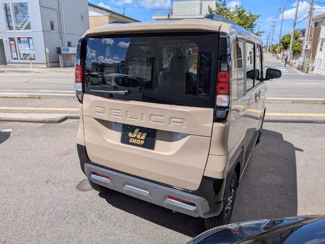 MITSUBISHI DELICA MINI
