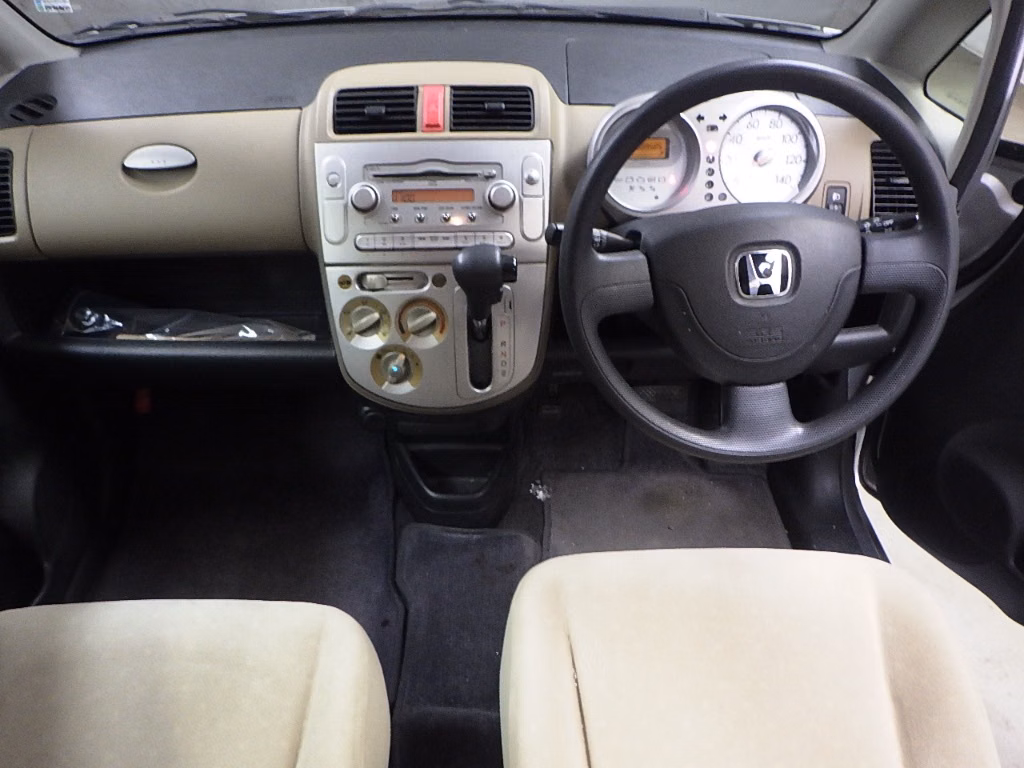 HONDA LIFE