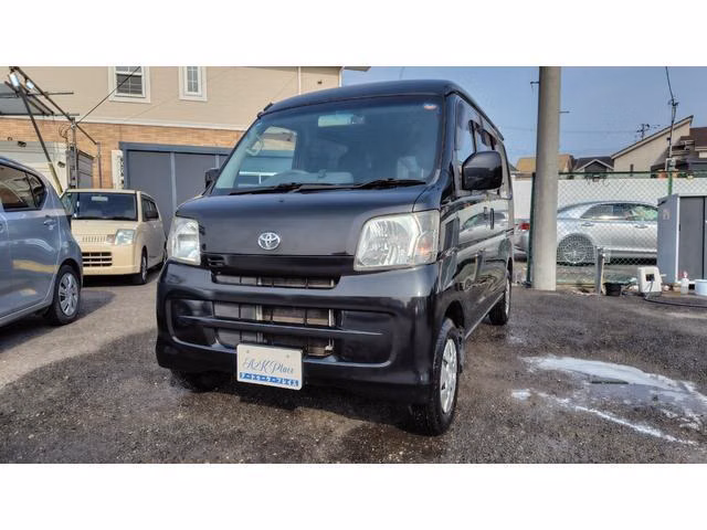 TOYOTA PIXIS VAN
