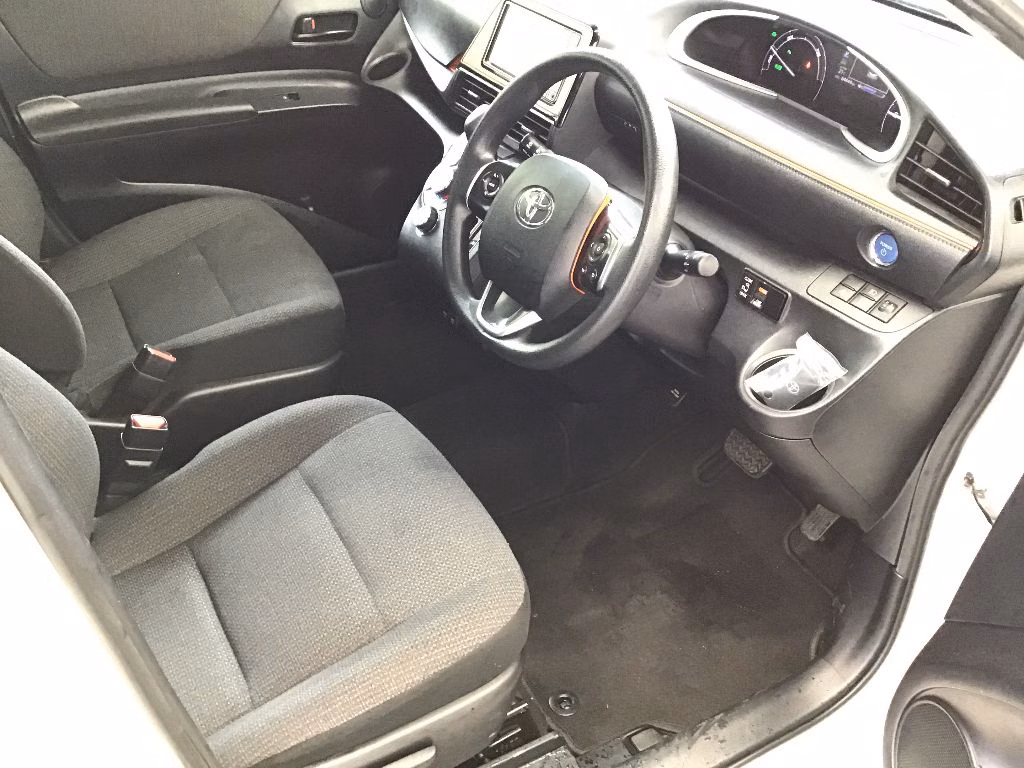 TOYOTA SIENTA