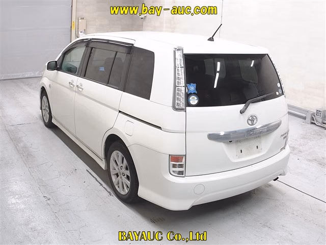 TOYOTA ISIS