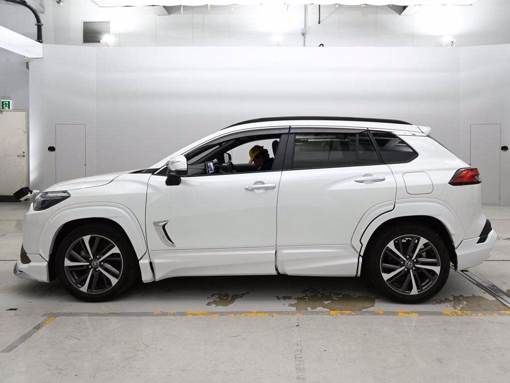 TOYOTA COROLLA CROSS