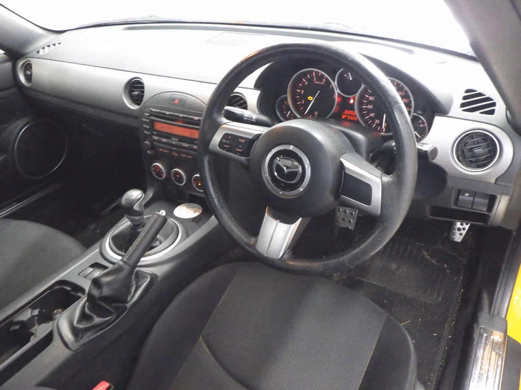 MAZDA ROADSTER