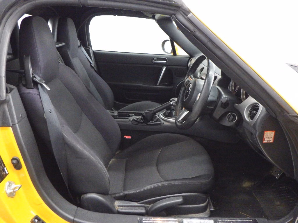 MAZDA ROADSTER