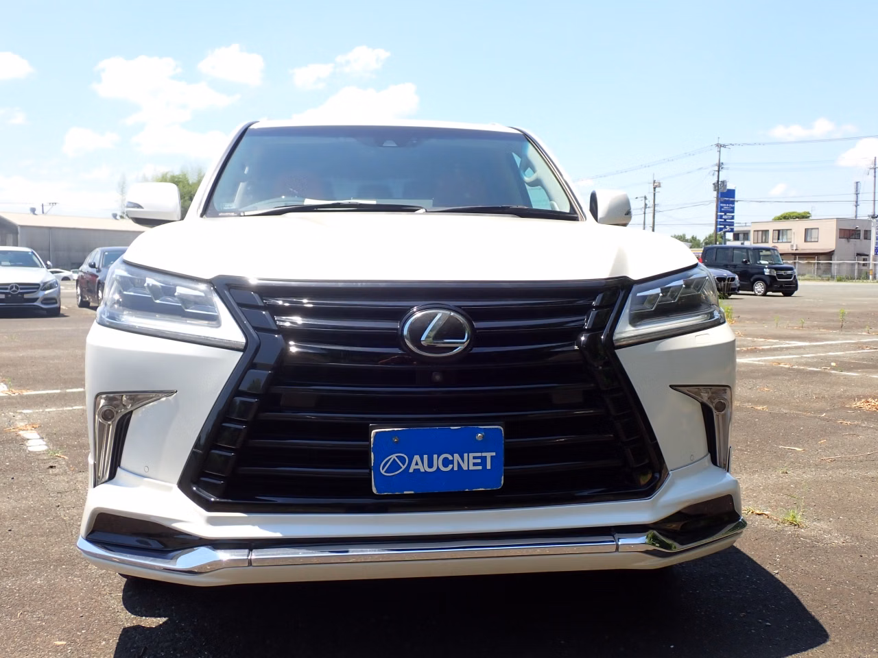 LEXUS LX570