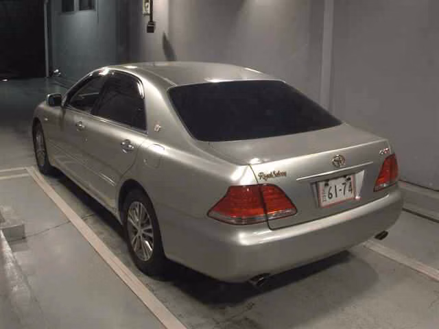 TOYOTA CROWN