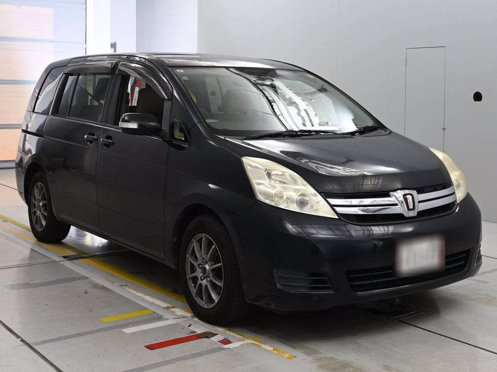 TOYOTA ISIS