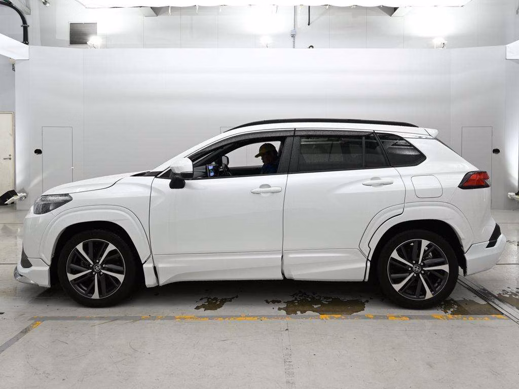 TOYOTA COROLLA CROSS