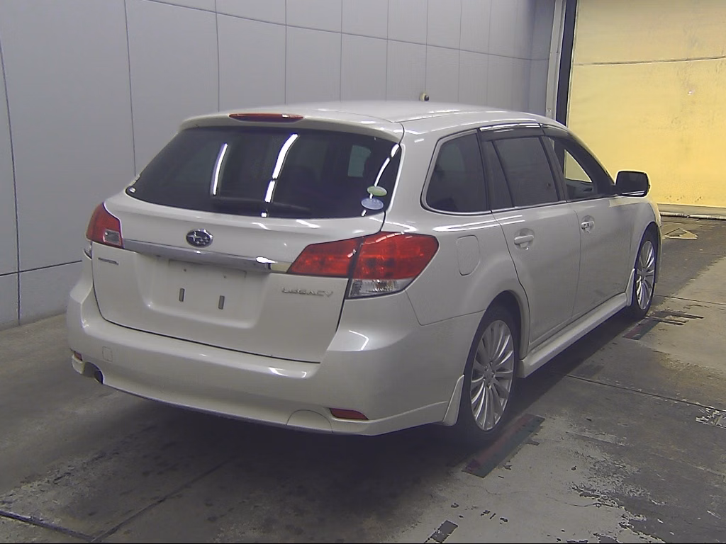 SUBARU LEGACY