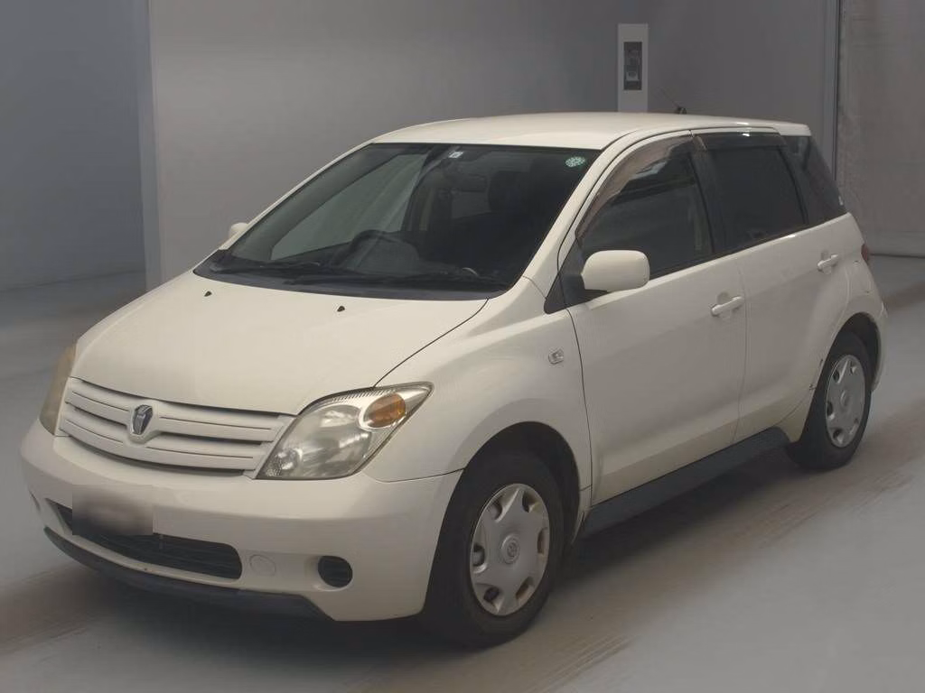TOYOTA IST